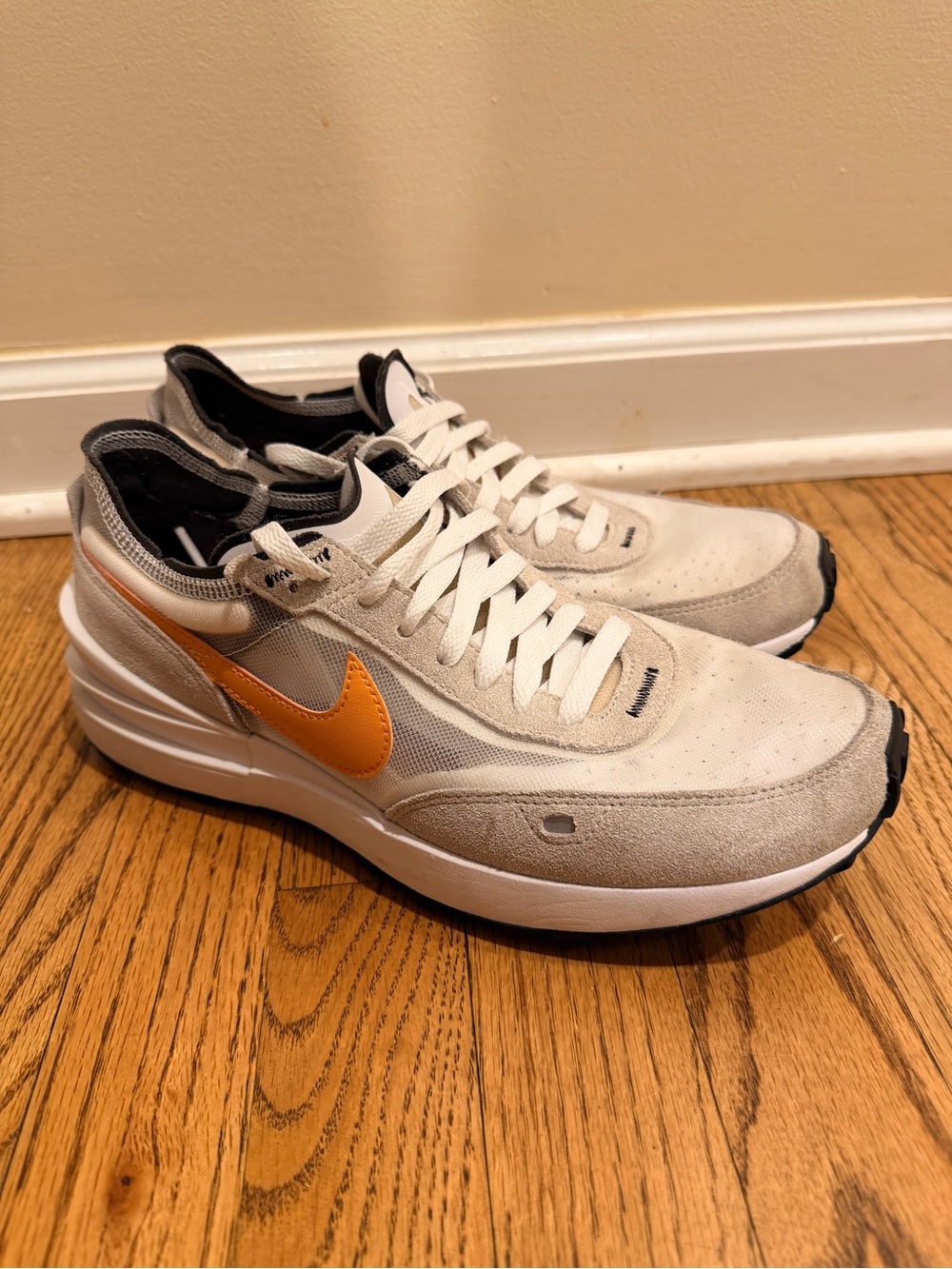 Nike Waffle One White Orange Trance Men 8.5 Women 10 CLEAN Great Condition